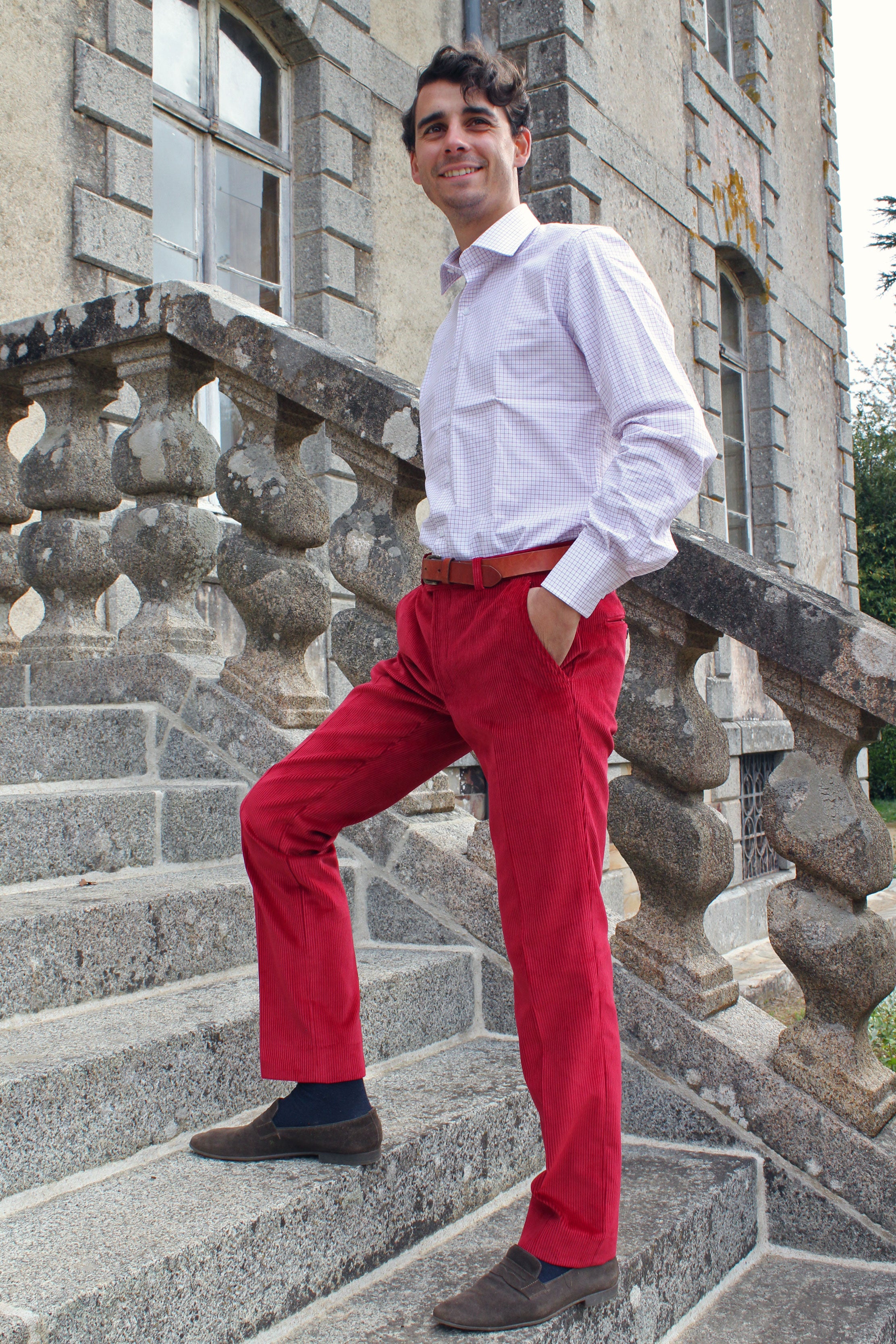 Pantalon velours rouge homme deals